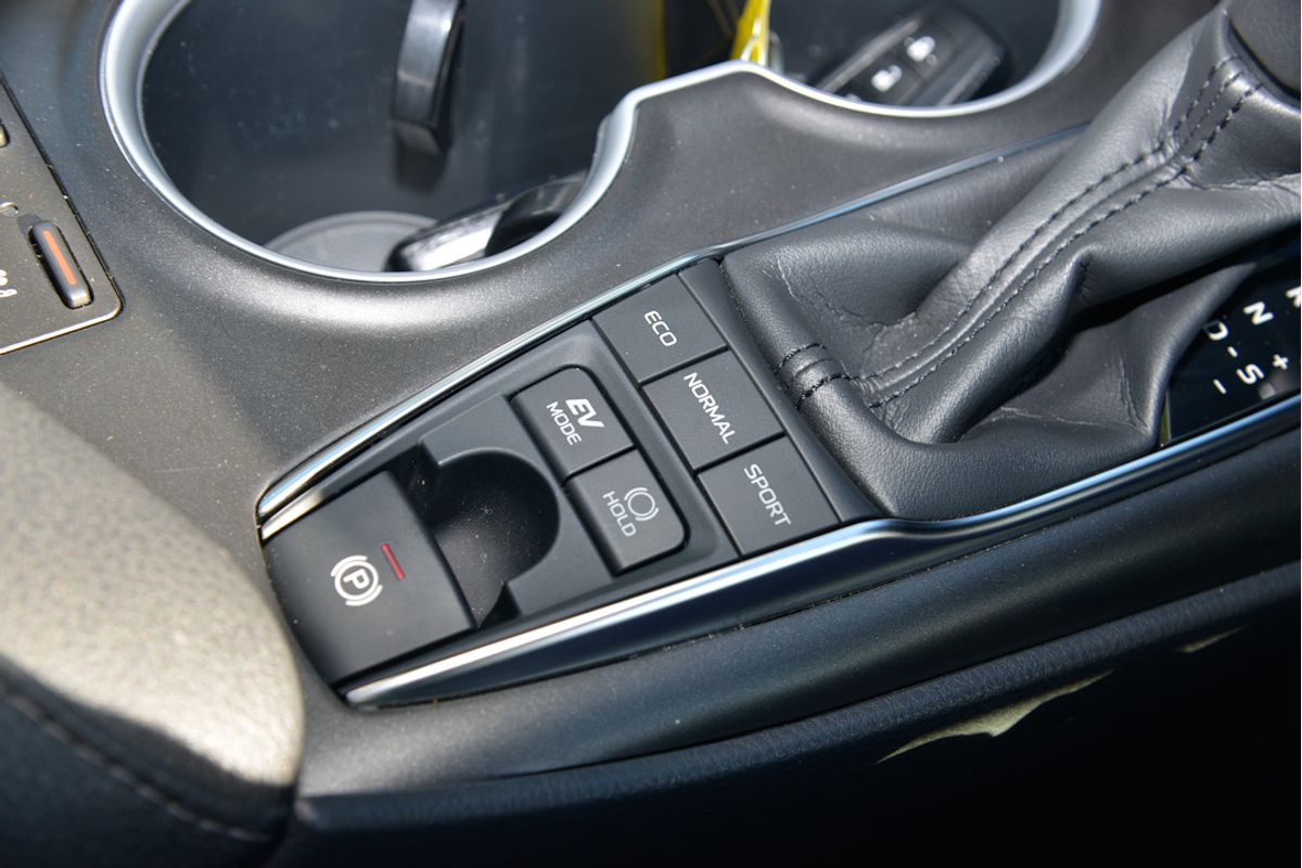 2021 Toyota Camry SL AXVH70R