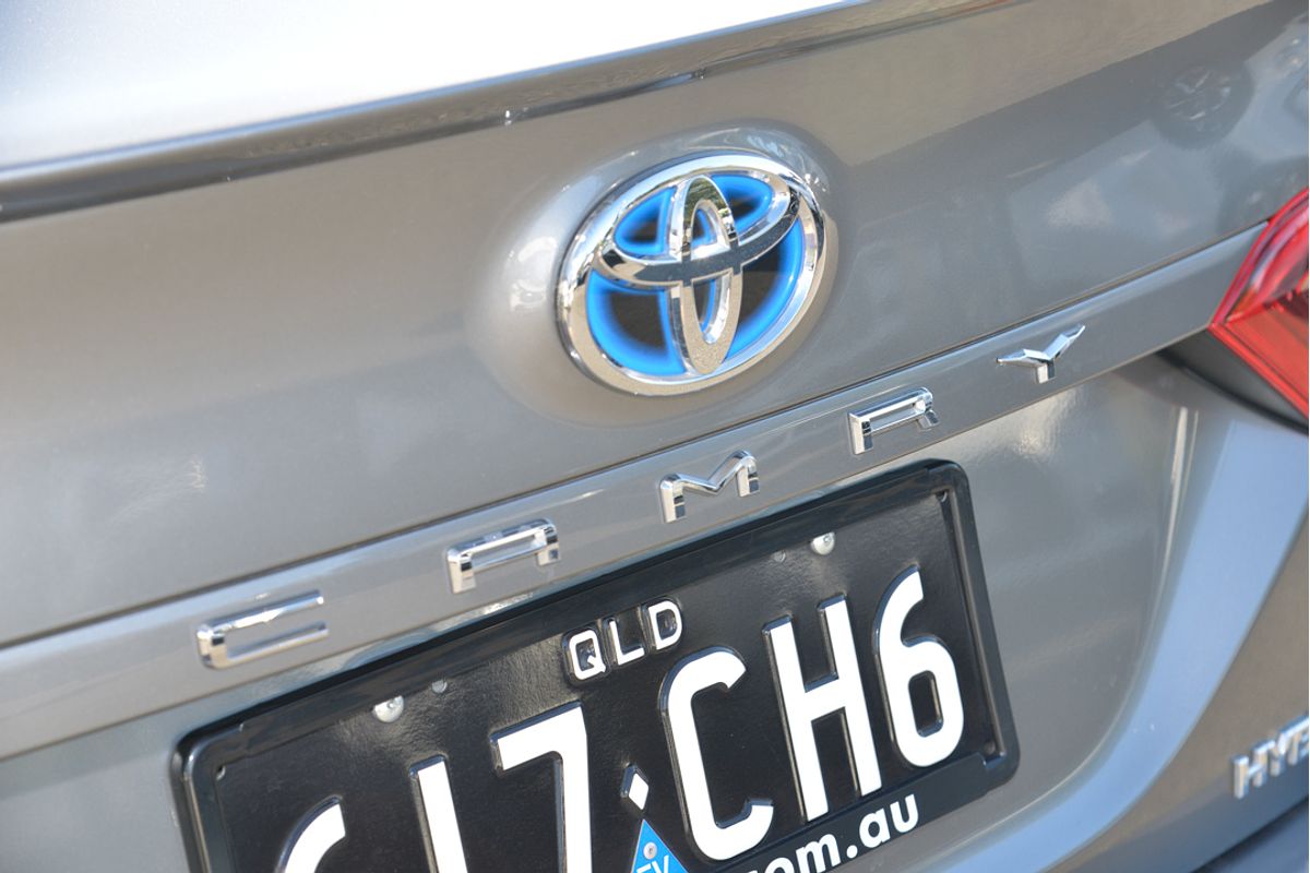 2021 Toyota Camry SL AXVH70R