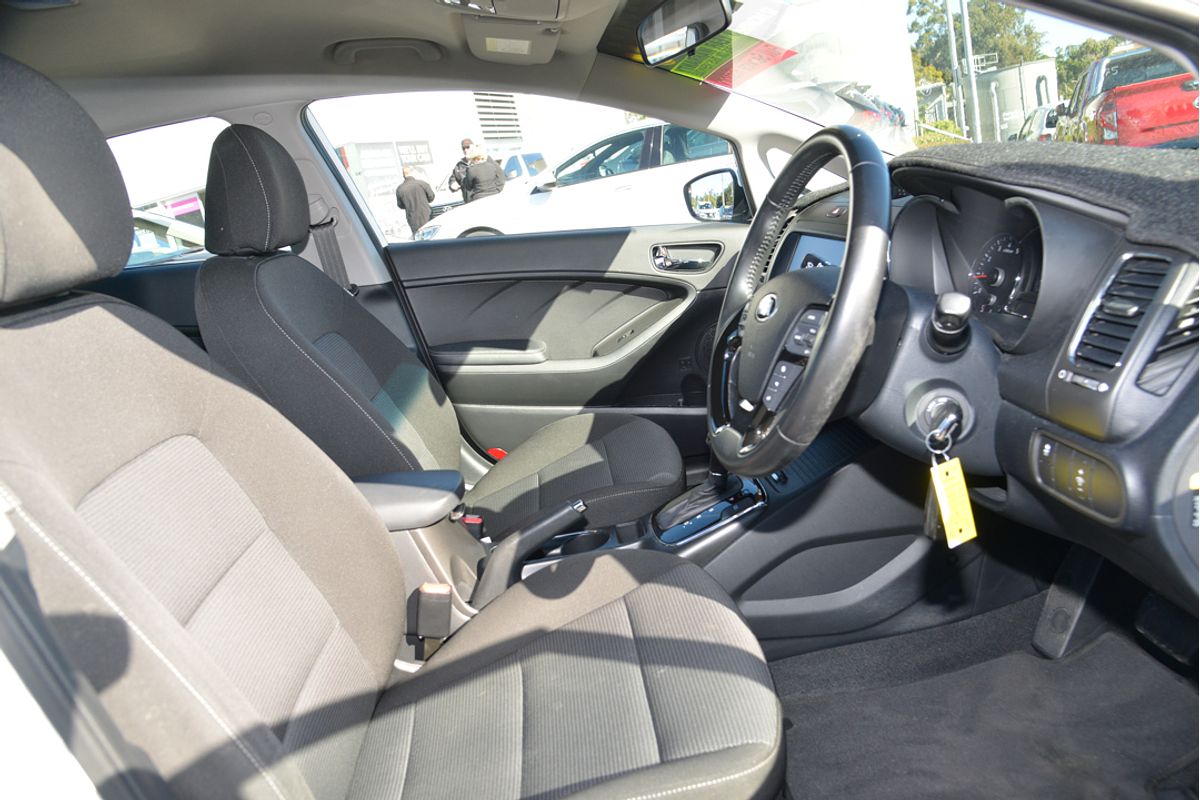 2017 Kia Cerato Sport YD
