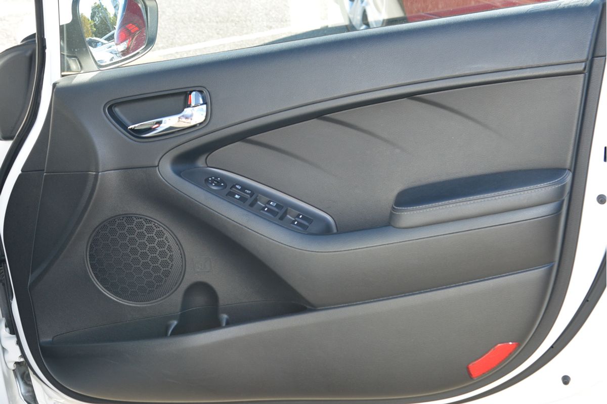 2017 Kia Cerato Sport YD