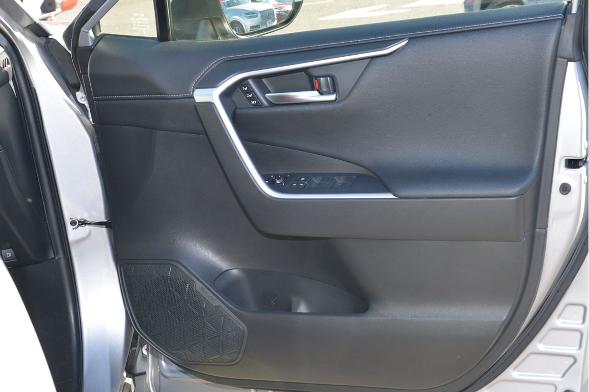 2020 Toyota RAV4 Cruiser AXAH54R