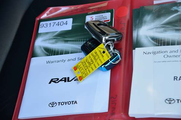 2020 Toyota RAV4 Cruiser AXAH54R
