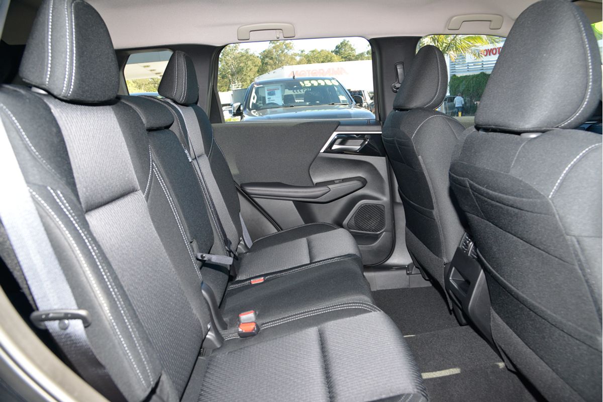 2024 Mitsubishi Outlander ES ZM