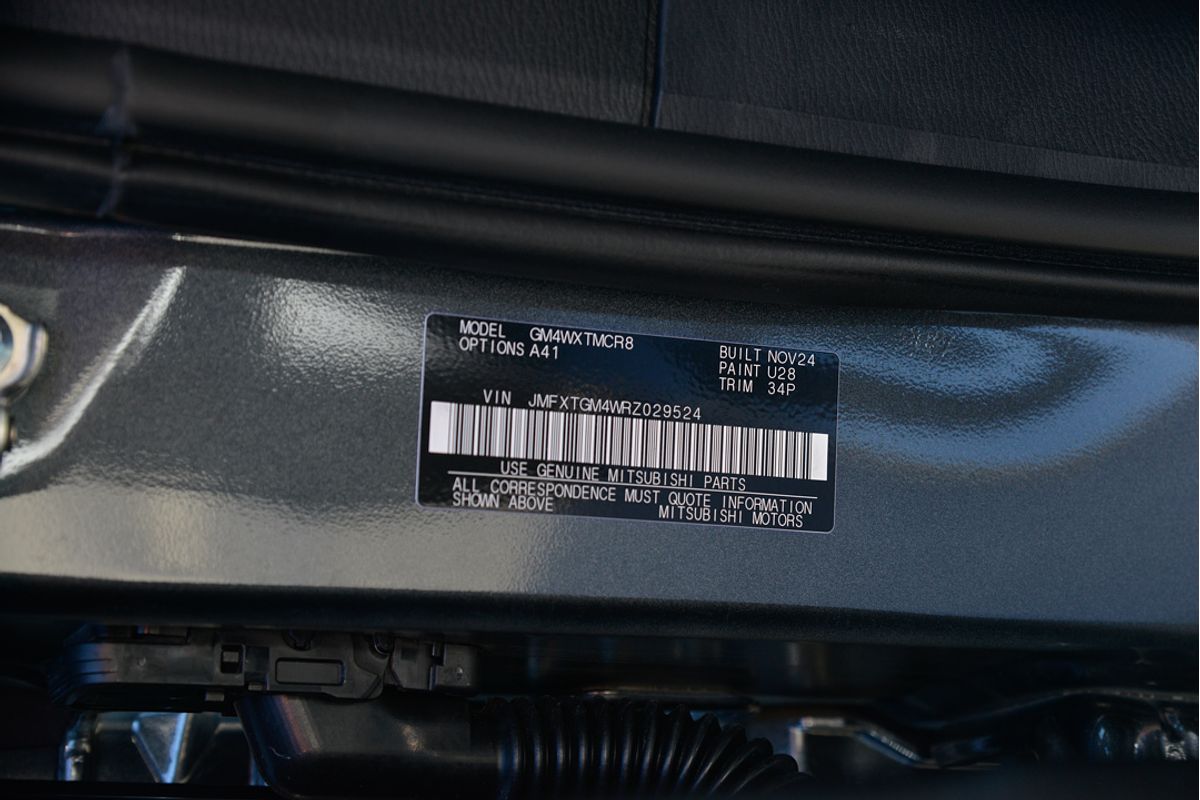 2024 Mitsubishi Outlander ES ZM