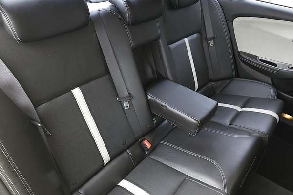 2014 Holden Calais V VF