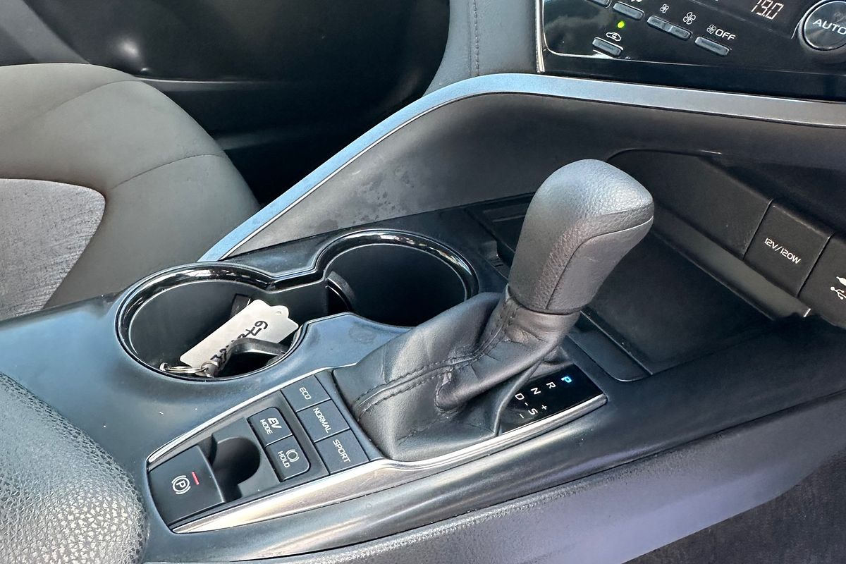 2020 Toyota Camry Ascent