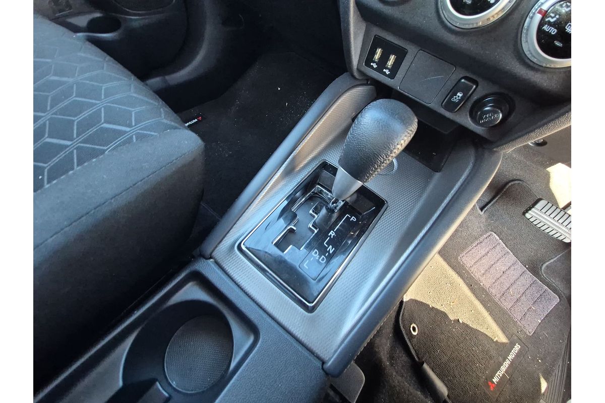 2021 Mitsubishi ASX ES XD
