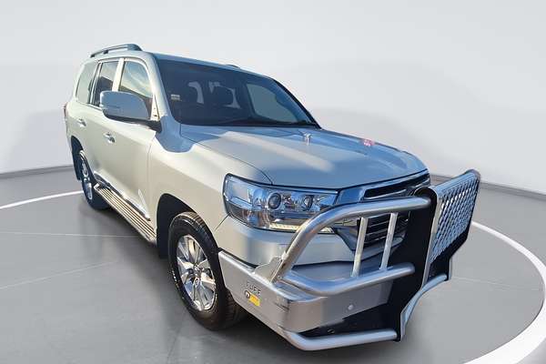 2021 Toyota Landcruiser Sahara VDJ200R