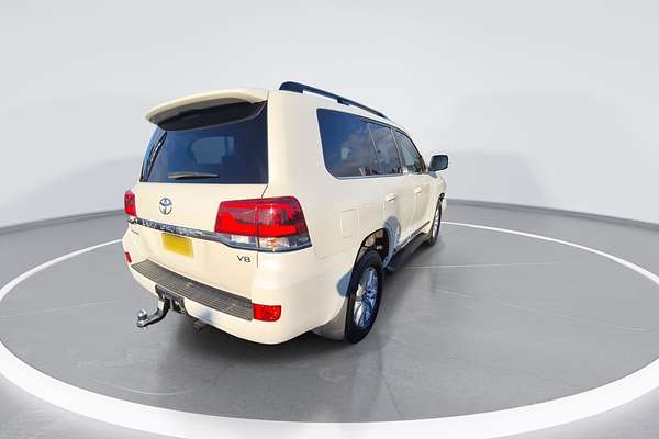 2021 Toyota Landcruiser Sahara VDJ200R