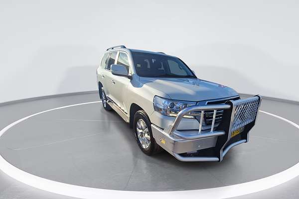 2021 Toyota Landcruiser Sahara VDJ200R