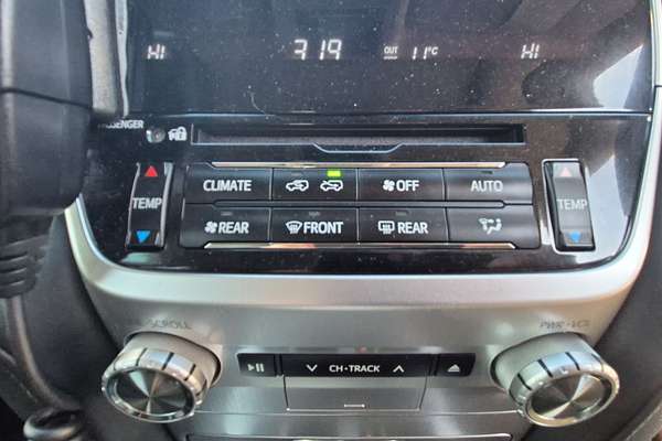 2021 Toyota Landcruiser Sahara VDJ200R