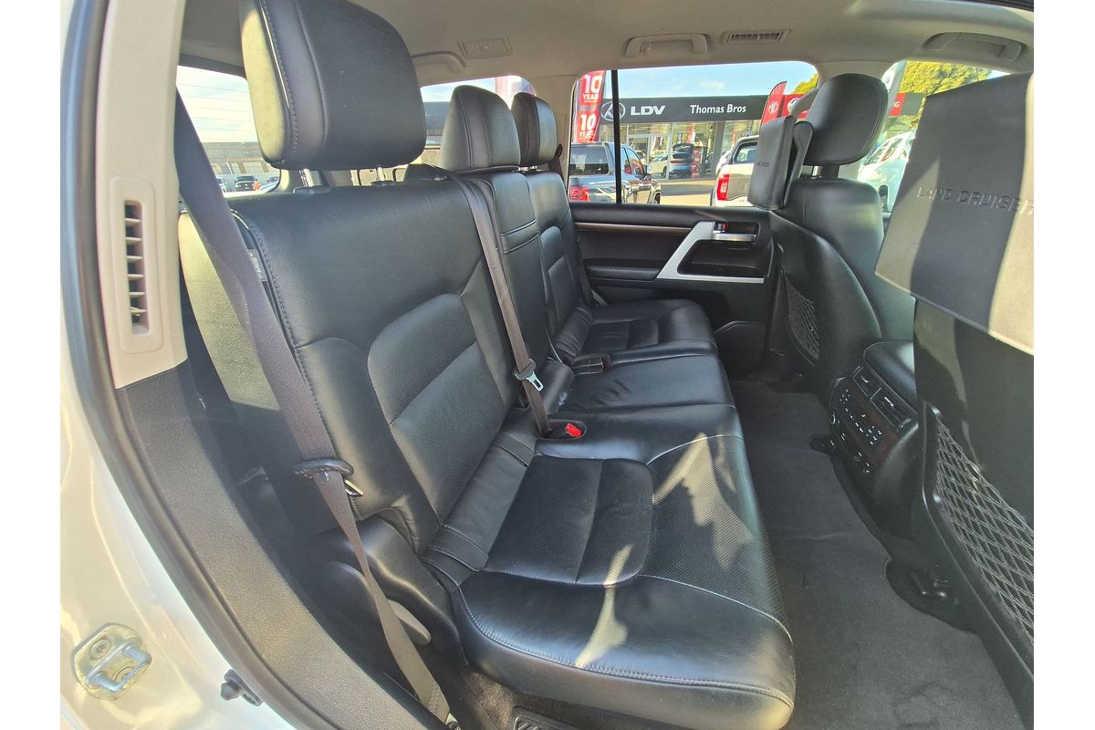 2021 Toyota Landcruiser Sahara VDJ200R