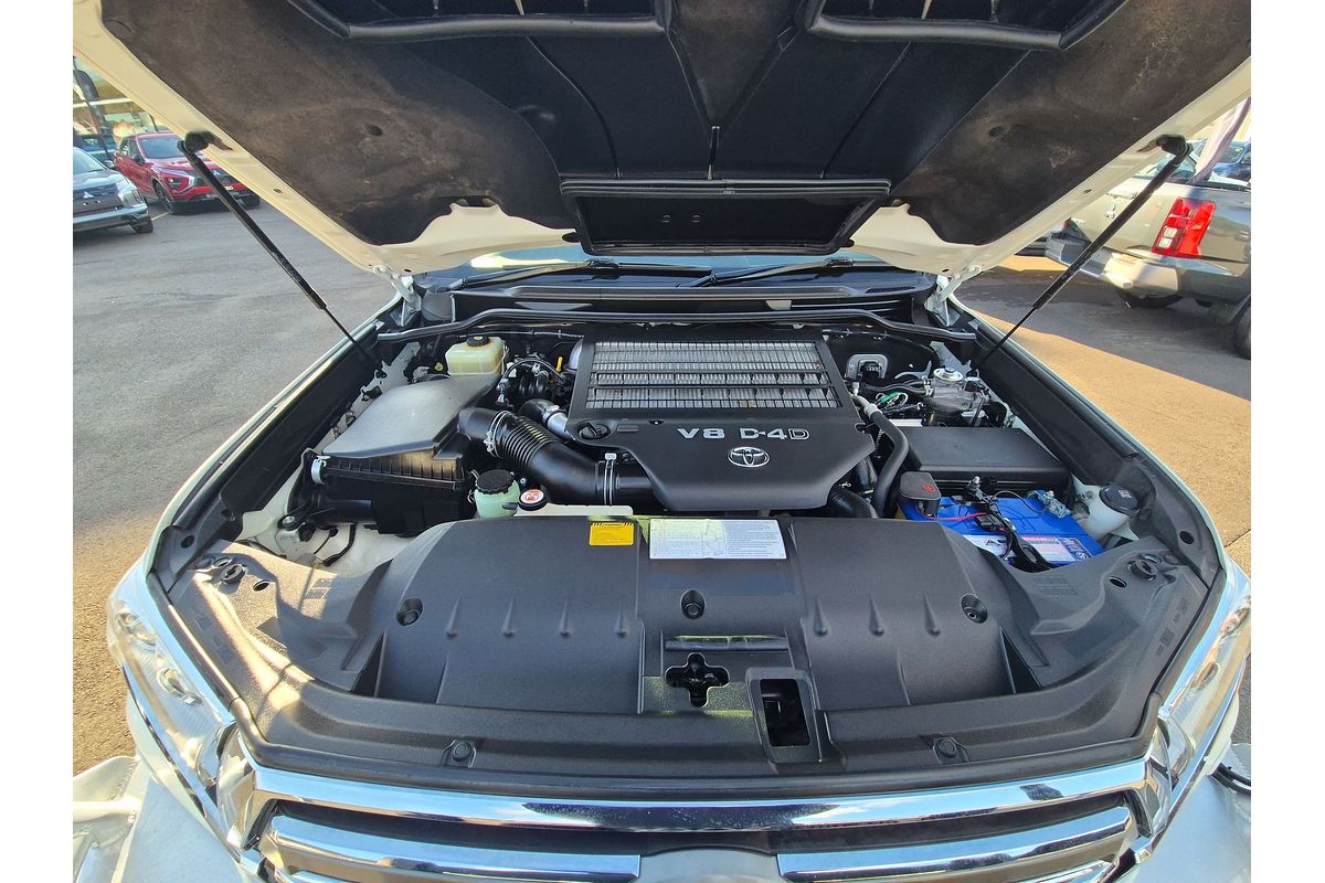2021 Toyota Landcruiser Sahara VDJ200R