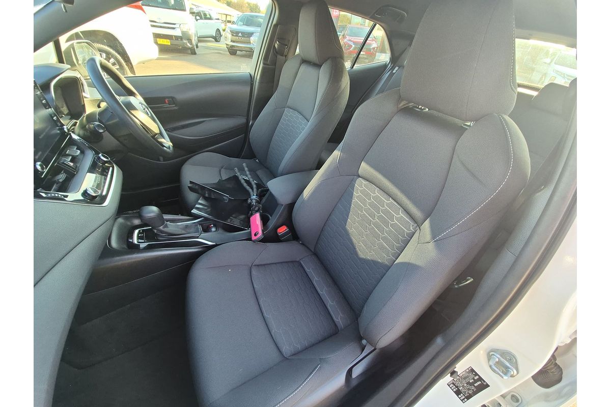 2020 Toyota Corolla Ascent Sport MZEA12R