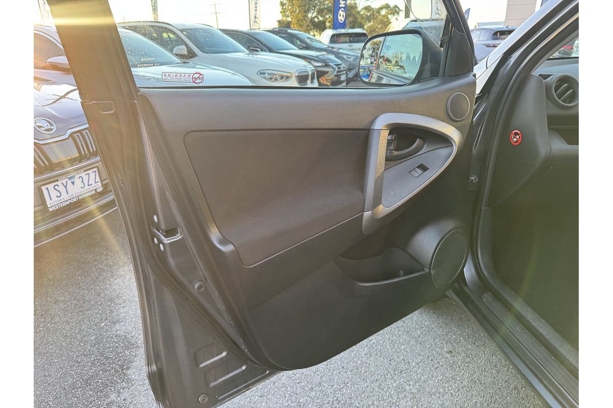 2010 Toyota RAV4 Cruiser ACA33R