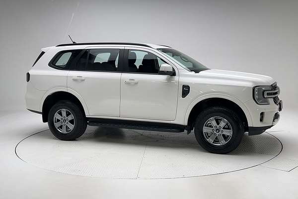 2023 Ford Everest Ambiente 2.0L