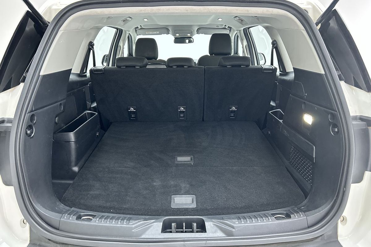 2023 Ford Everest Ambiente 2.0L