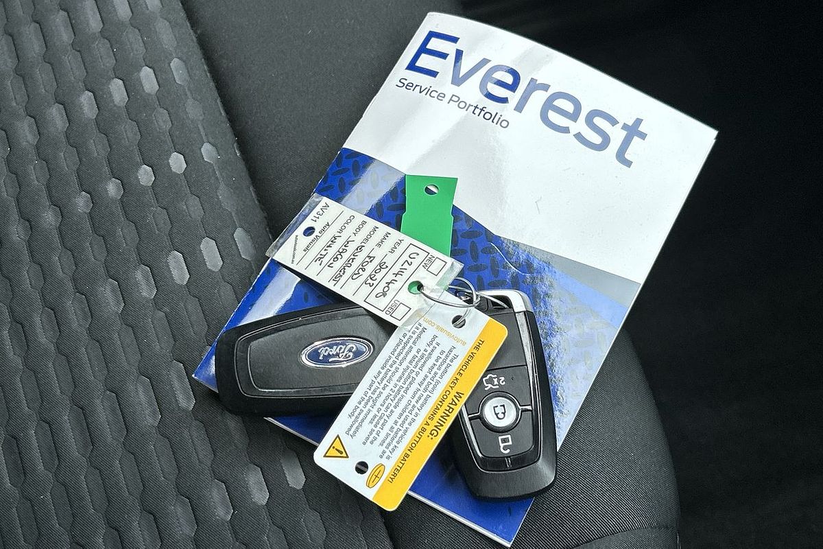 2023 Ford Everest Ambiente 2.0L