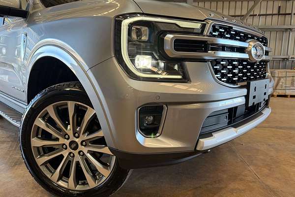 2025 Ford Everest Platinum  3.0L
