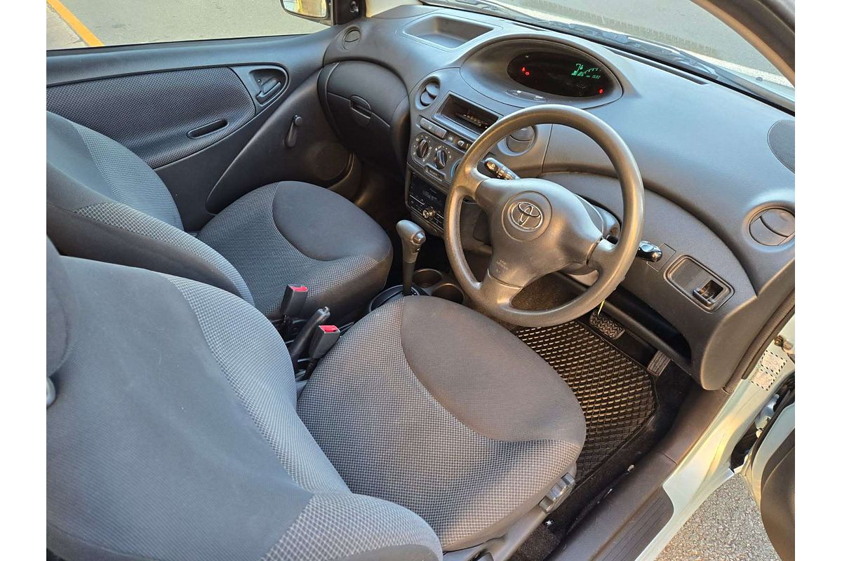2003 Toyota Echo  NCP10R