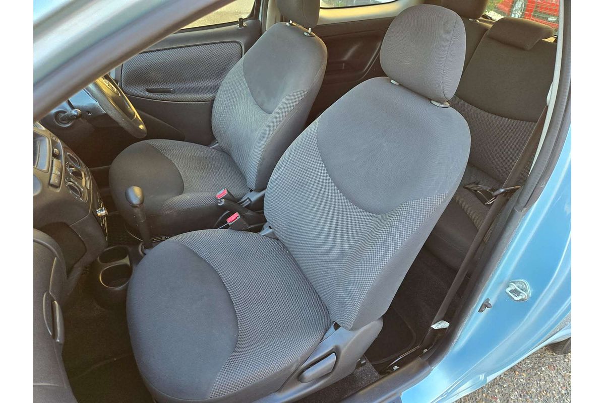 2003 Toyota Echo  NCP10R