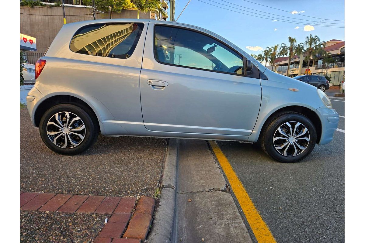 2003 Toyota Echo  NCP10R