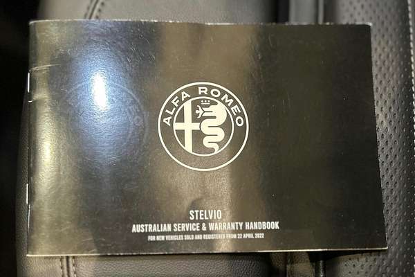 2023 Alfa Romeo Stelvio Veloce Series 4