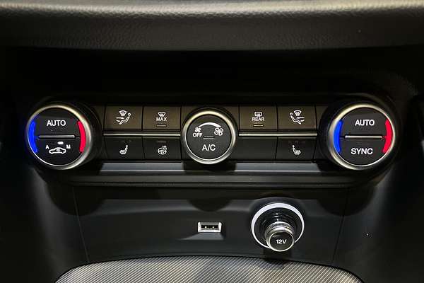 2023 Alfa Romeo Stelvio Veloce Series 4