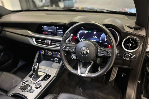 2023 Alfa Romeo Stelvio Veloce Series 4