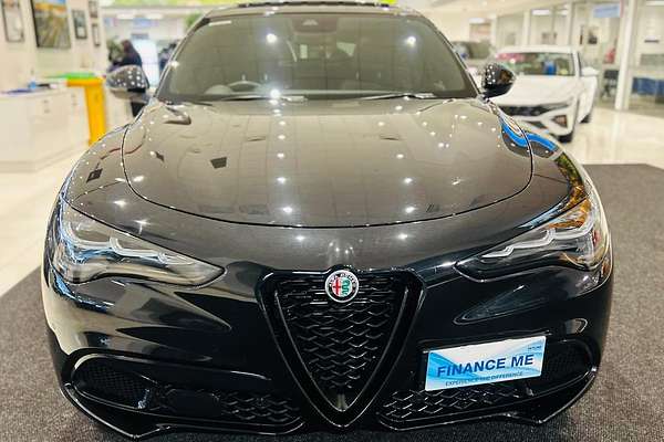 2023 Alfa Romeo Stelvio Veloce Series 4