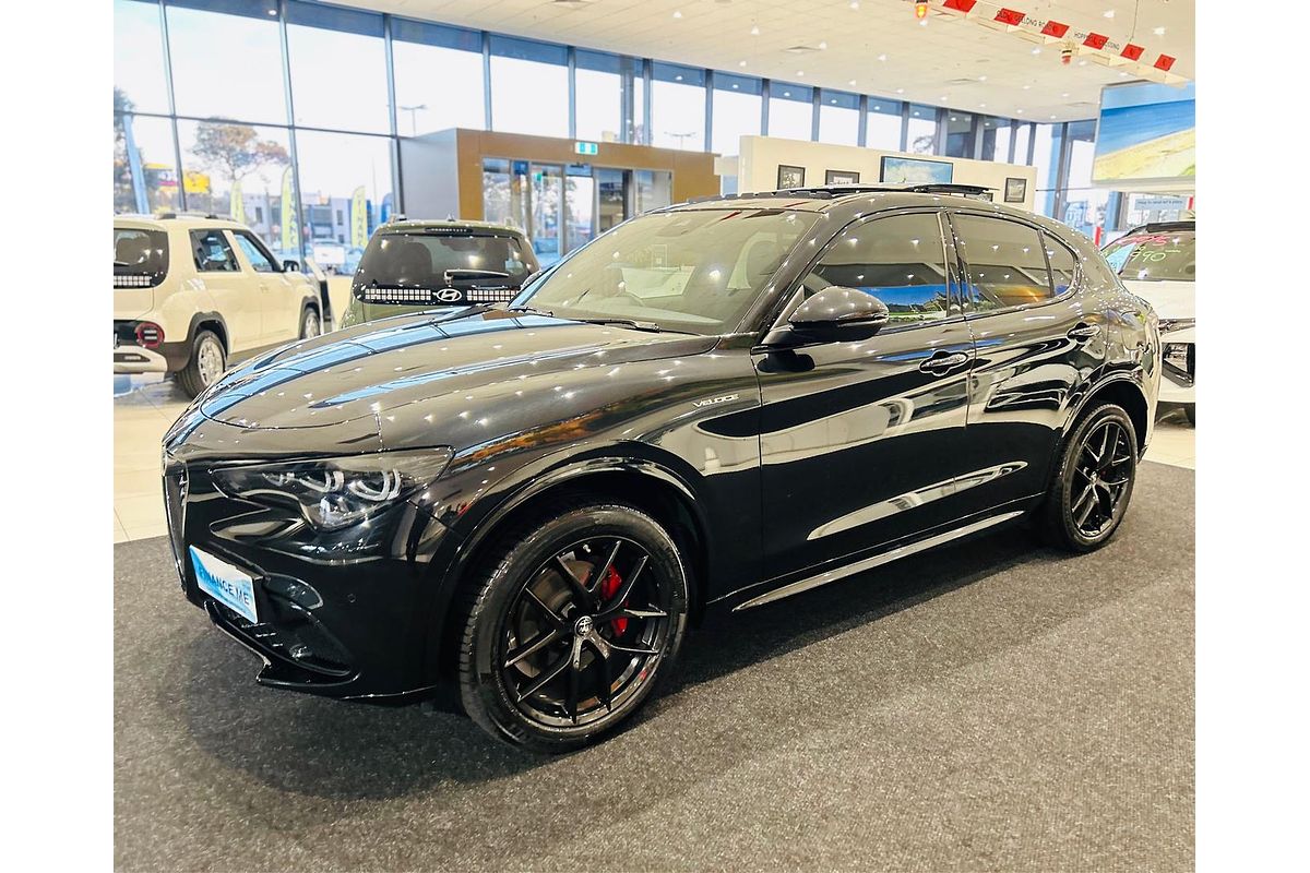 2023 Alfa Romeo Stelvio Veloce Series 4