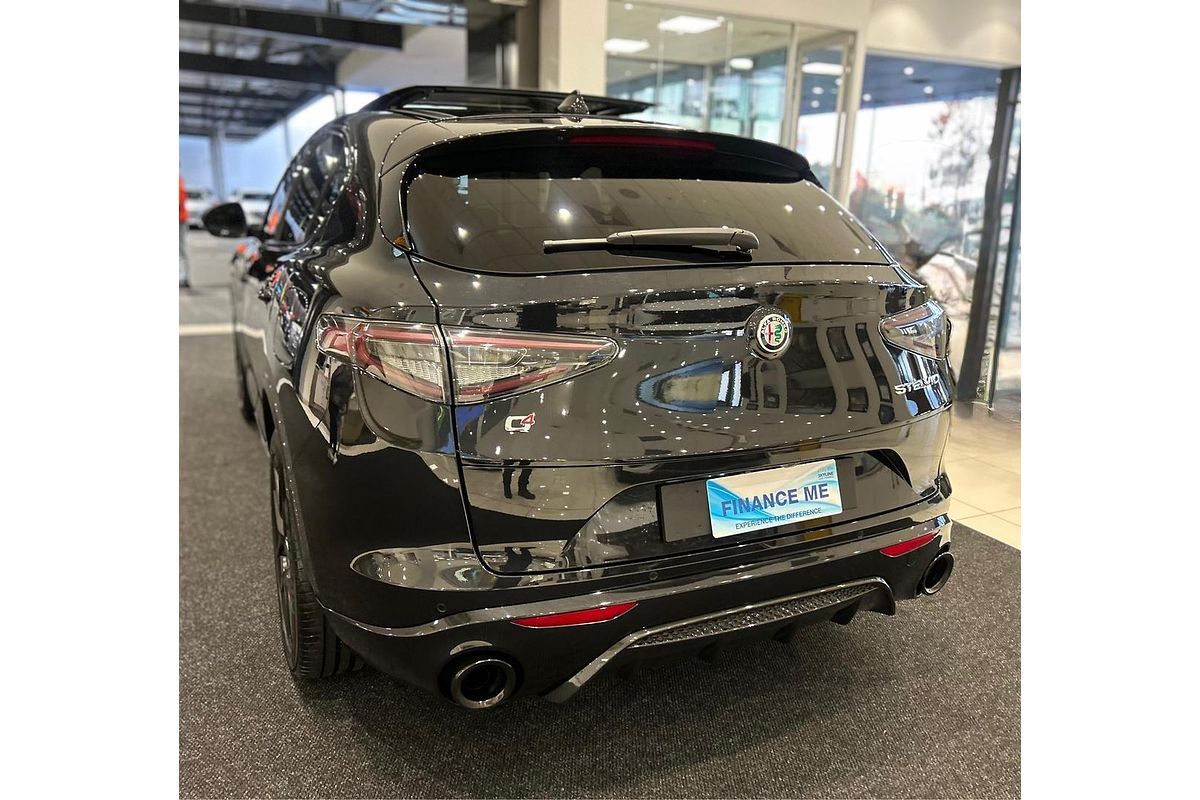 2023 Alfa Romeo Stelvio Veloce Series 4