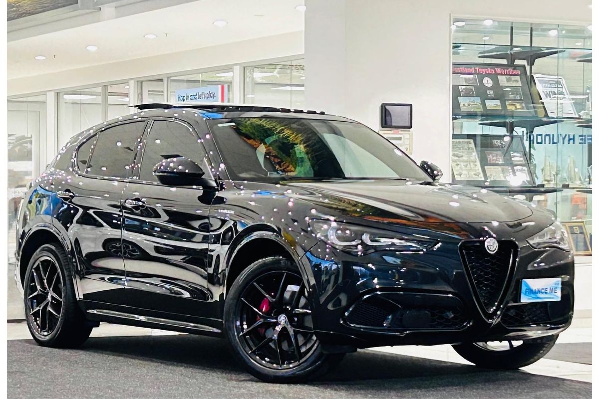 2023 Alfa Romeo Stelvio Veloce Series 4