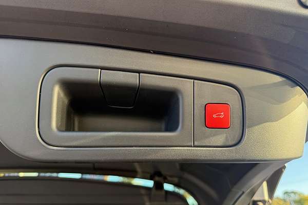 2022 Citroen C5 X Shine E43