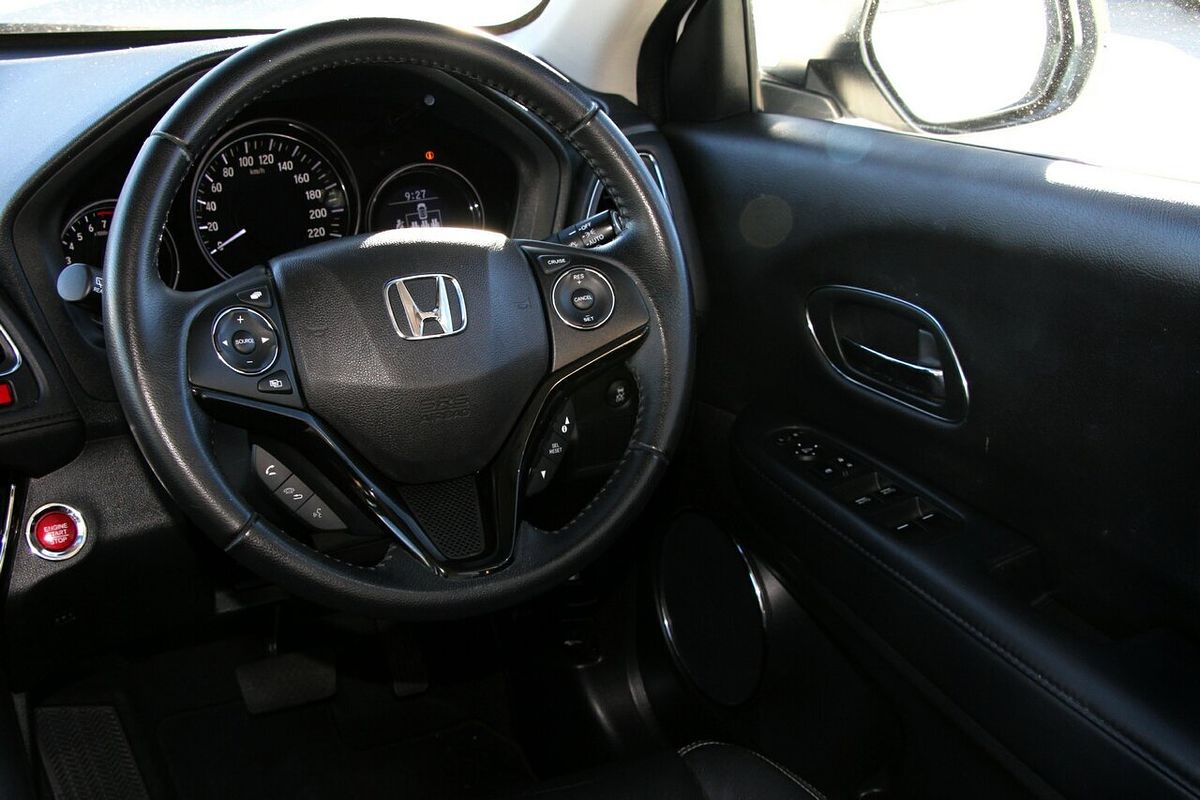 2015 Honda HR-V VTi-S