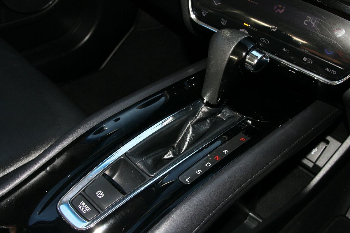 2015 Honda HR-V VTi-S