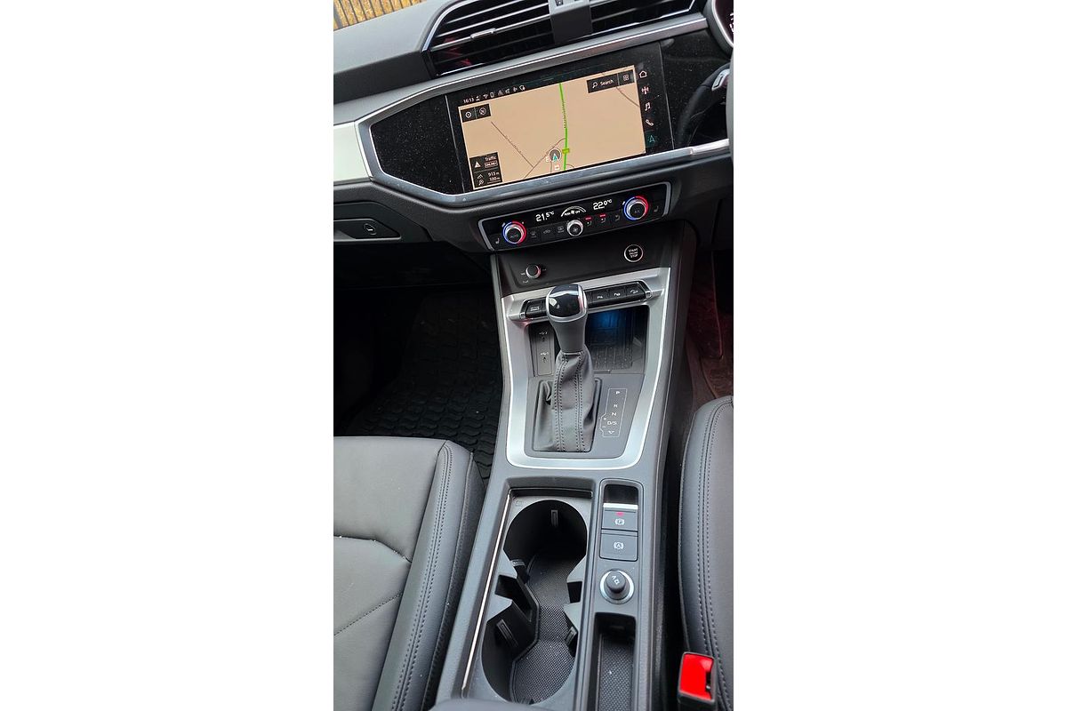 2025 Audi Q3 35 TFSI S line F3