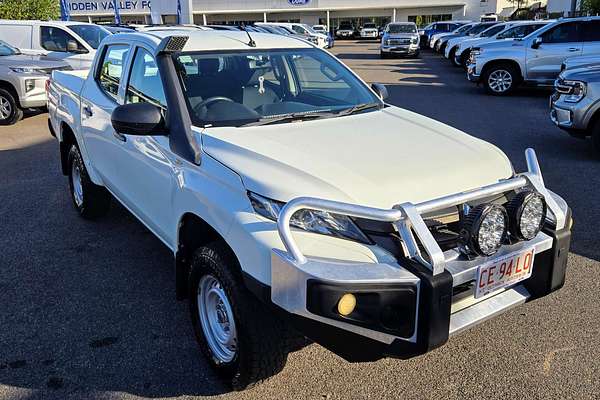 2019 Mitsubishi Triton GLX MR 4X4