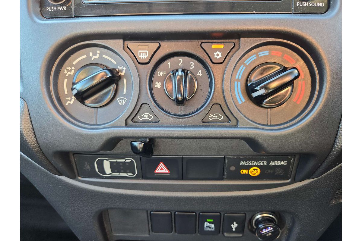 2019 Mitsubishi Triton GLX MR 4X4