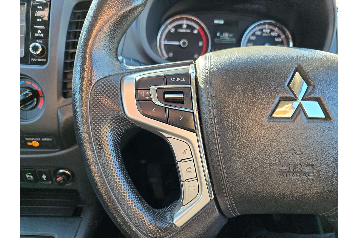 2019 Mitsubishi Triton GLX MR 4X4
