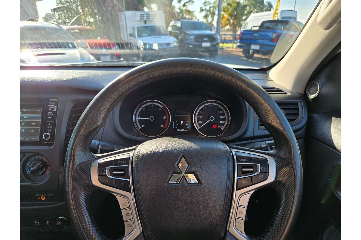 2019 Mitsubishi Triton GLX MR 4X4