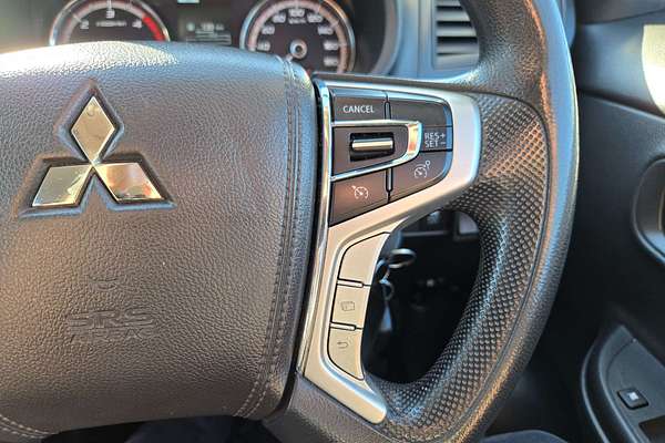 2019 Mitsubishi Triton GLX MR 4X4