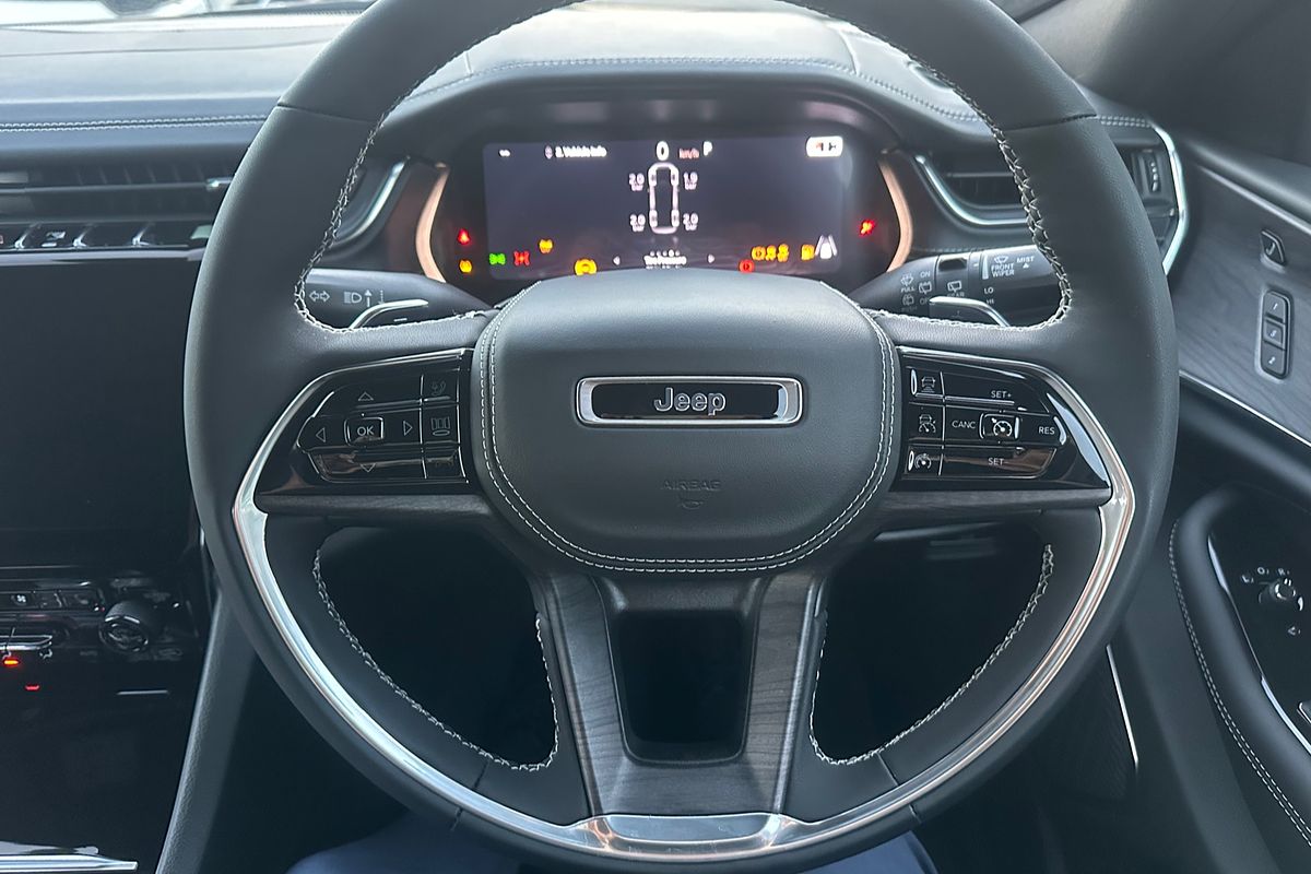 2023 Jeep Grand Cherokee Overland WL
