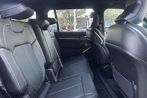 2023 Jeep Grand Cherokee Overland WL