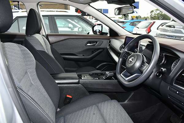 2023 Nissan X-TRAIL ST T33
