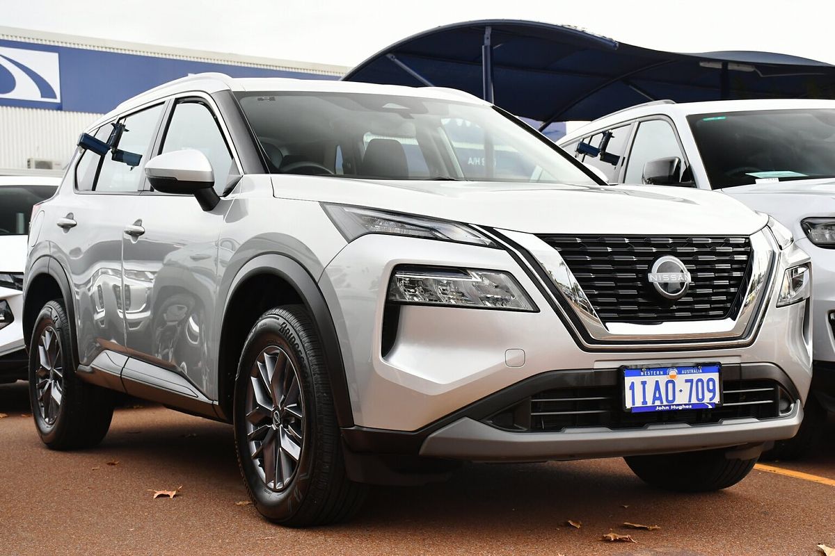 2023 Nissan X-TRAIL ST T33