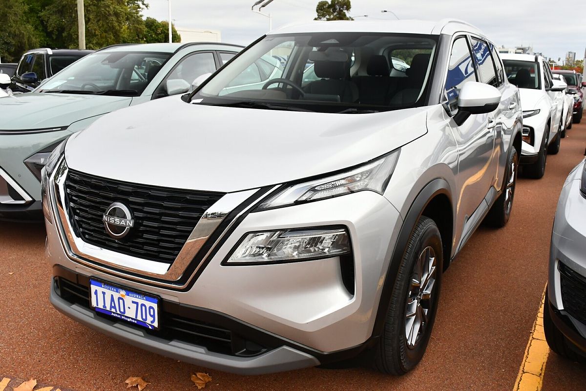 2023 Nissan X-TRAIL ST T33