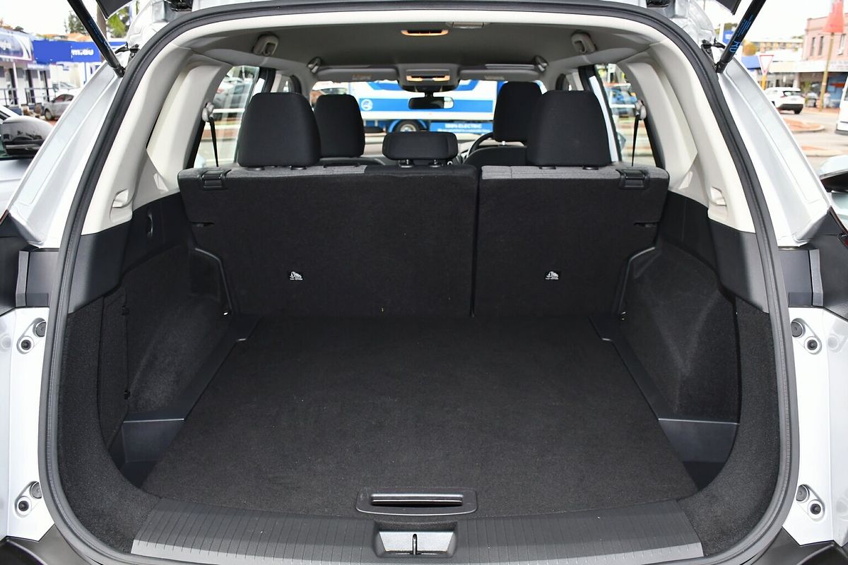 2023 Nissan X-TRAIL ST T33