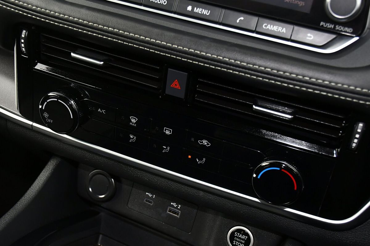 2023 Nissan X-TRAIL ST T33