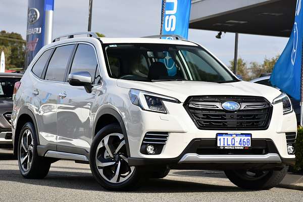 2024 Subaru Forester Hybrid S S5